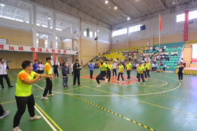 一起“趣”運(yùn)動！2023年梧州市教職工趣味體育運(yùn)動會歡樂無限