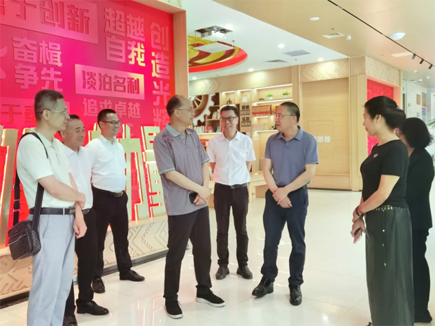他山之石 可以攻玉丨梧州市總工會(huì)到南寧、來(lái)賓、柳州市學(xué)習(xí)交流工會(huì)工作