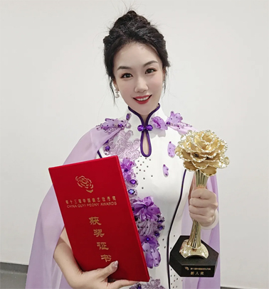 以“非遺”傳唱“非遺” ！梧州粵曲演員鐘杏沂摘“牡丹”