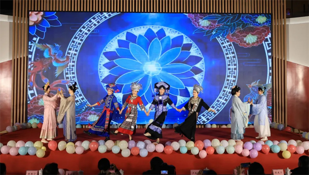 “三八”國(guó)際婦女節(jié)期間，我市各級(jí)工會(huì)舉辦系列慶?；顒?dòng)